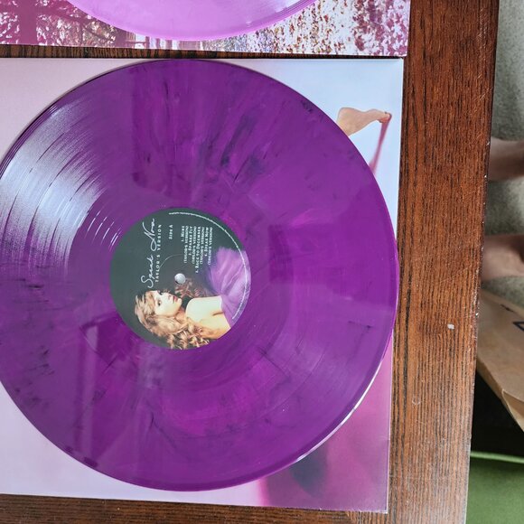 All 3 varients of Speak Now in 1 Album - Picture 4 of 4